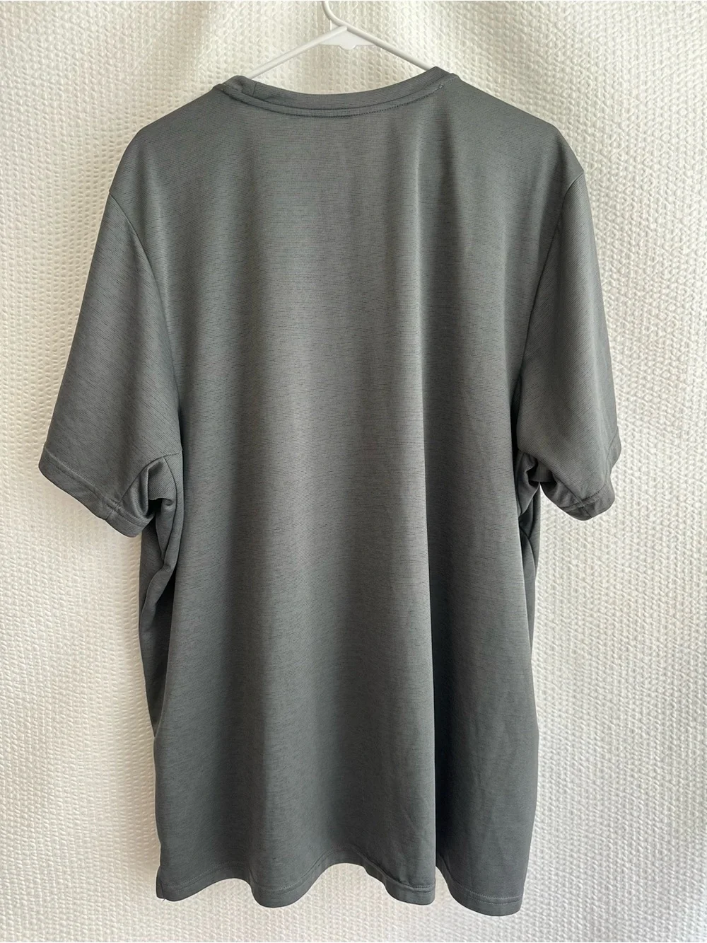 Nike Dri-FIT Men’s 2XL Gray Performance T-Shirt Running Training Gym Tee